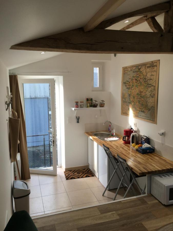 Cabanes Et Studios A La Bernardiere Sevremoine Exteriér fotografie